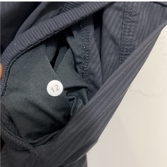 Lululemon Unlined Studio Pants Size 12 - Picture 4 of 6